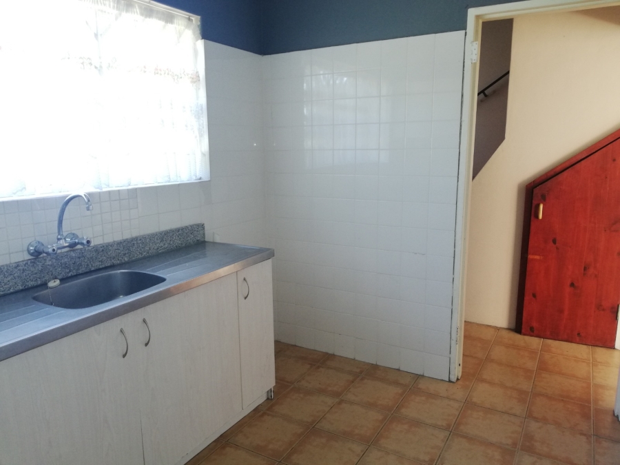 To Let 2 Bedroom Property for Rent in Penlyn Estate Western Cape